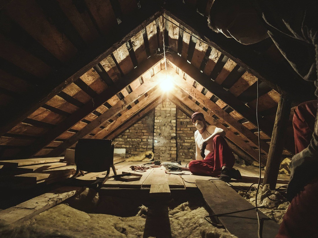 A Photo of attic ventilation https://images.vc/image/4qy/Attic_Repair_(53).jpg