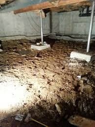 A Photo of crawlspace repair https://images.vc/image/4zc/Crawlspace_Cleanup_(59).jpeg